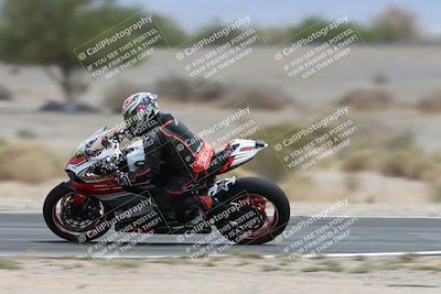 media/May-05-2025-Moto Forza (Mon) [[3c1838c5e5]]/2-B Group/Session 3 (Panning Test Turn 14 Inside)/